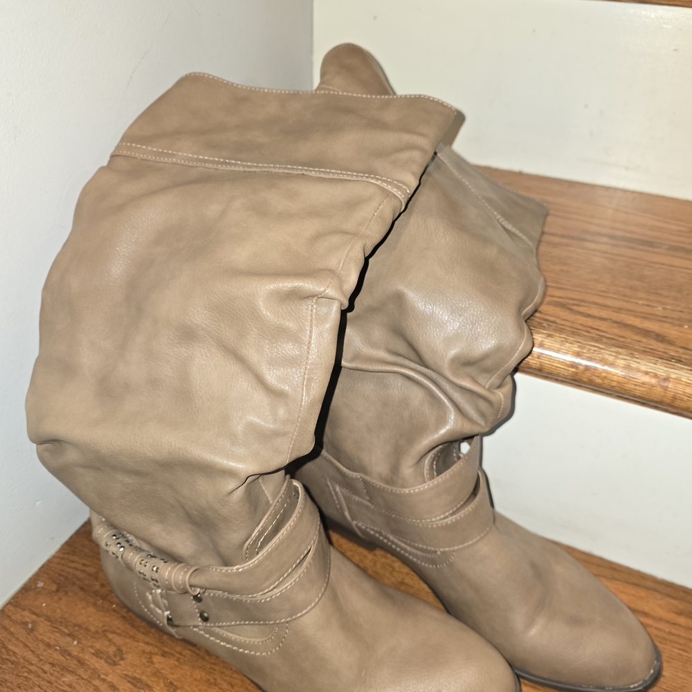 Women's Tan Tall Dressy Boots